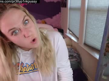 girl
        pr3ttyp1nkpussy cam image #5105467