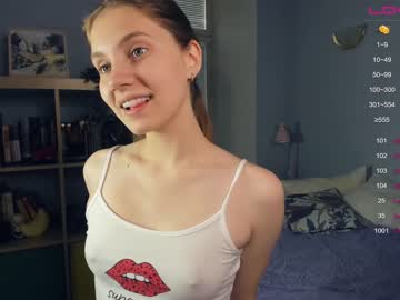 girl
        youne_and_beautiful cam image #1798351