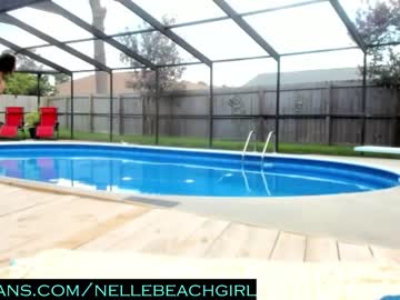 girl
        nellebeachgirl cam image #1921333