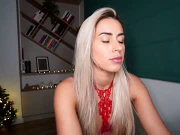 girl
        laurabae_ cam image #443326