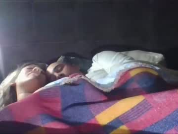 couple
        nanilov cam image #4044255