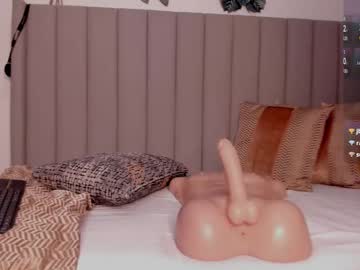 girl
        saraymonroe cam image #6319555