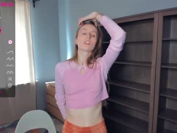 girl
        evamatthews cam image #1136709
