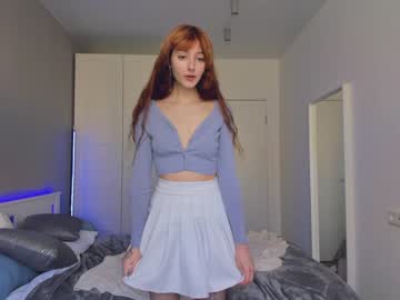 girl
        jennifer_ewans cam image #1437340