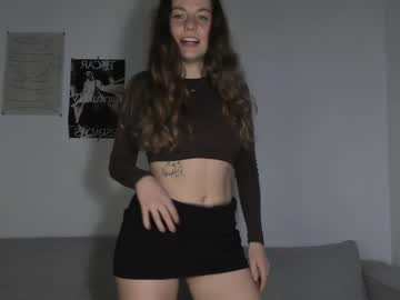 girl
        evalalala cam image #673163