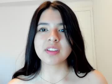 girl
        luciana_bby cam image #1085335