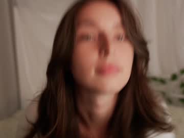 girl
        silent_chill cam image #5905717