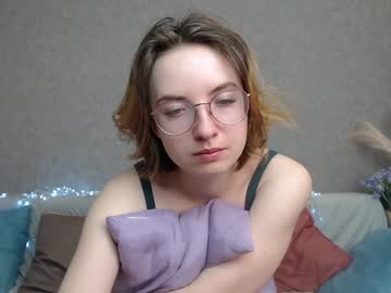 girl
        mary_klaus cam image #1187834