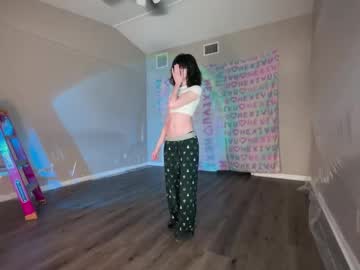girl
        hexivu cam image #5653438