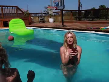 couple
        sexyblondegurl cam image #2310280