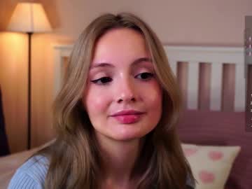 girl
        esmeblond cam image #4724631