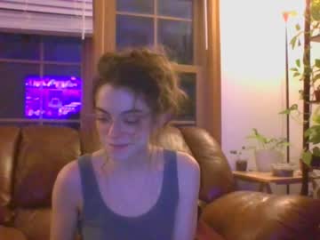 girl
        rosegold18 cam image #3352473