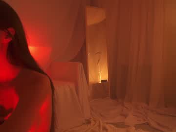 girl
        sunny_maria cam image #5458532