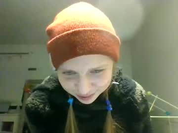 girl
        nutttrition cam image #1000105