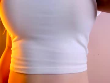 girl
        helta__skelta cam image #5096492