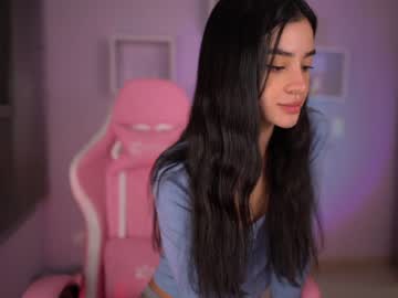 girl
        winona__ cam image #3604627