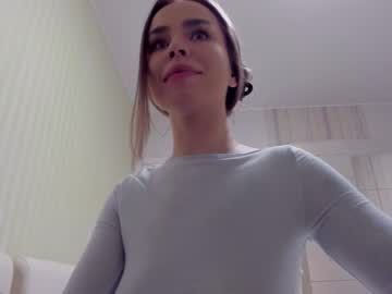girl
        aminaswan_ cam image #1673202