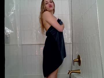 girl
        iamcharlotte1 cam image #5954422