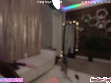 girl
        heatherbby cam image #1011821
