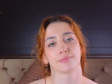 girl
        chloe_rizzi cam image #4754509