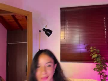 girl
        abiee__ cam image #1066619