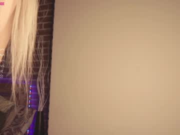 girl
        yolandabertha cam image #1471006