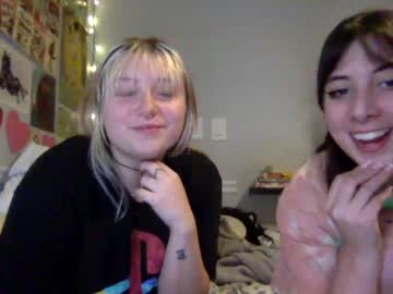 girl
        wallabyxxx cam image #424143