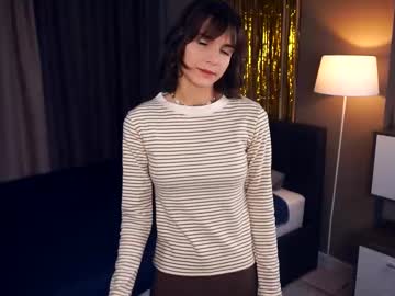 girl
        odettehatt cam image #6224166