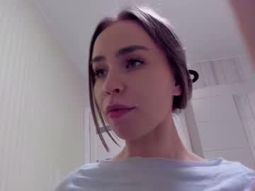 girl
        aminaswan_ cam image #1964946