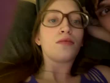 couple
        kennedibrookie669160 cam image #3447378