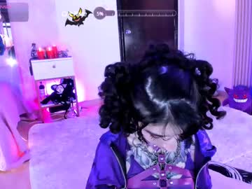 girl
        zephirah_abney cam image #6757415