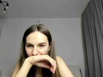 girl
        iris_blossom_ cam image #678828