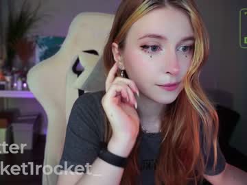 girl
        pocketrocket_ cam image #2663248