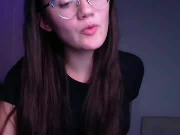 girl
        ketrin_pirsss cam image #5069983