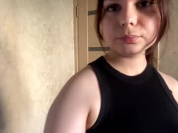 girl
        kitty_shy89 cam image #6834155
