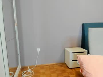 girl
        justahornywife cam image #2072635