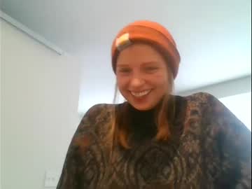 girl
        nutttrition cam image #951059