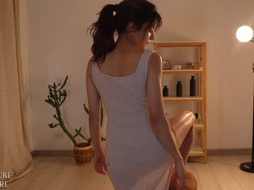 girl
        ellelure_ cam image #6024298