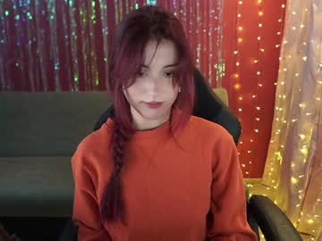 girl
        greeny_mat cam image #4234921