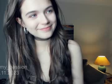 girl
        look_my_passion cam image #2937219
