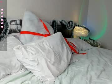 girl
        garynhammond cam image #5905925