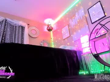 girl
        milf_lacey cam image #479878