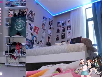 girl
        amaya_mori cam image #1724856