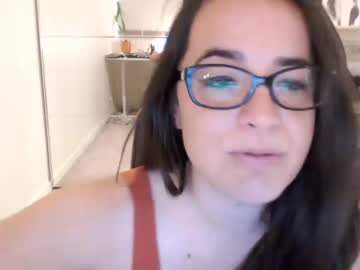 girl
        melaniebiche cam image #4308775