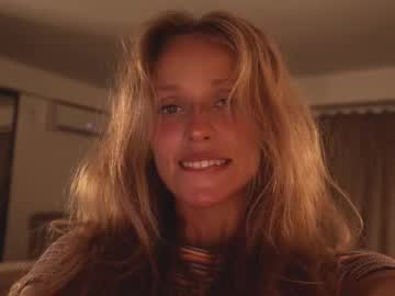 girl
        heybanan cam image #6310940