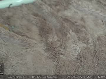 girl
        vivid_whit cam image #3954641