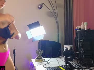 girl
        misss_viki cam image #4363723