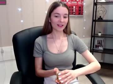 girl
        betsiebunny cam image #158527