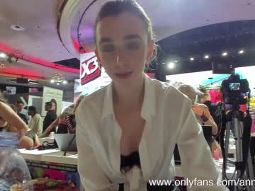 girl
        annabisoux cam image #660425