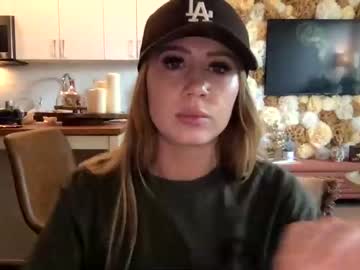 couple
        taylorxxxrae cam image #4157869